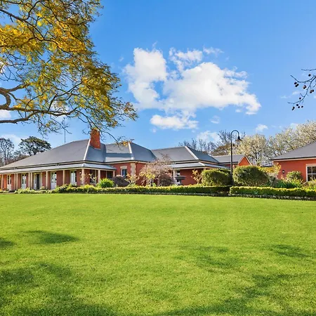 Chanticleer Gardens Barn Cottage With A Pool Dural Exterior photo
